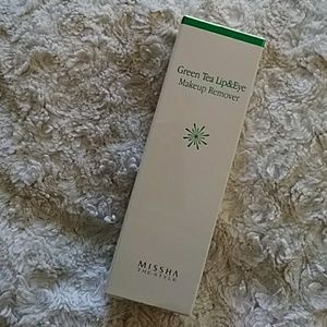 ❤HP❤ Missha Green Tea Lip & Eye Makeup Remover